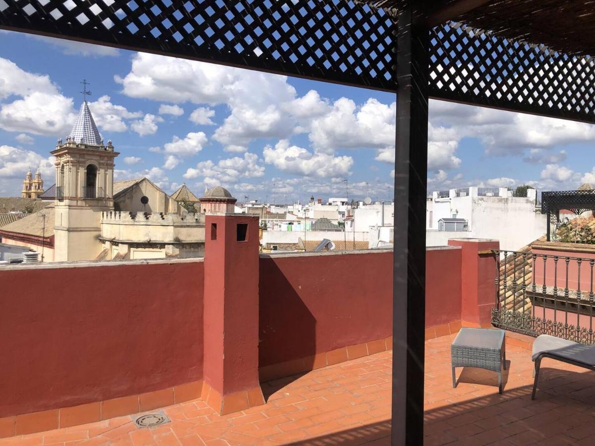 10 Min Walk To Giralda And Rooftop Sevilha Exterior foto
